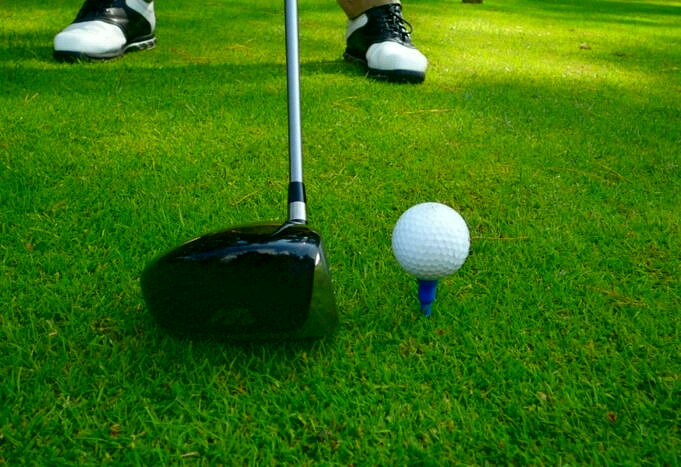Wie Bringt Man Backspin Auf Einen Golfball?
